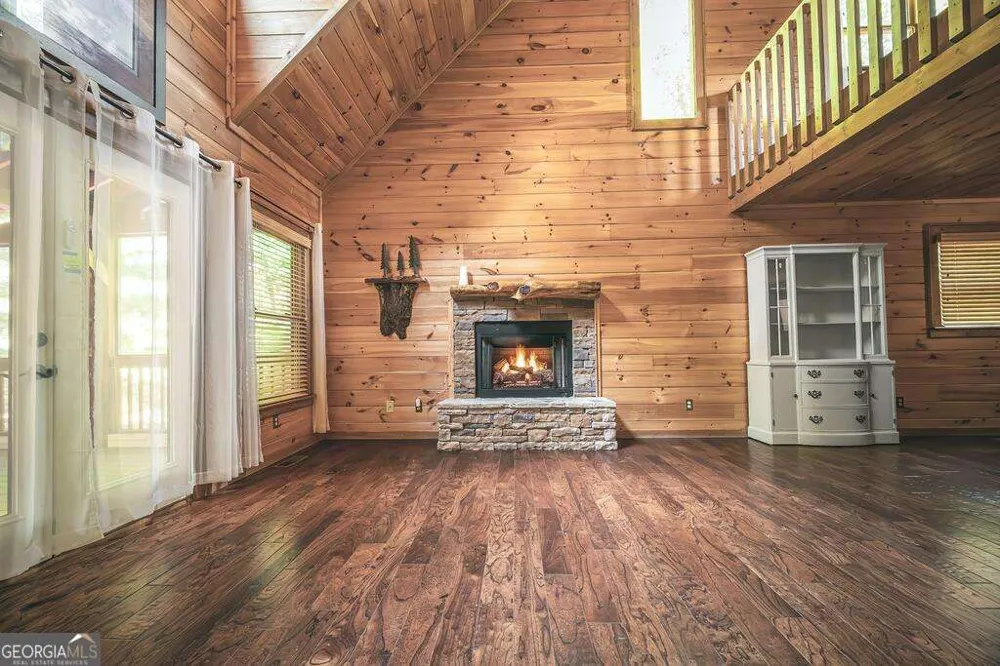72 Gibbs TRL Mineral Bluff, GA 30559