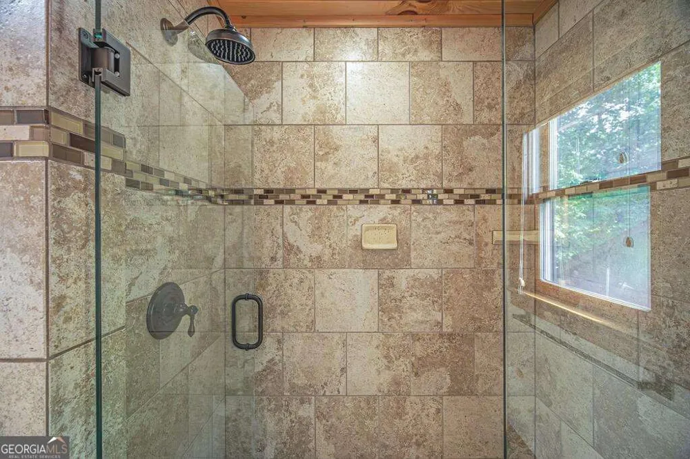 72 Gibbs TRL Mineral Bluff, GA 30559