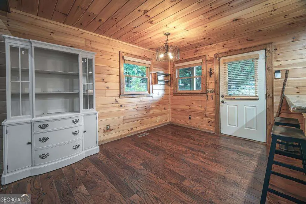 72 Gibbs TRL Mineral Bluff, GA 30559