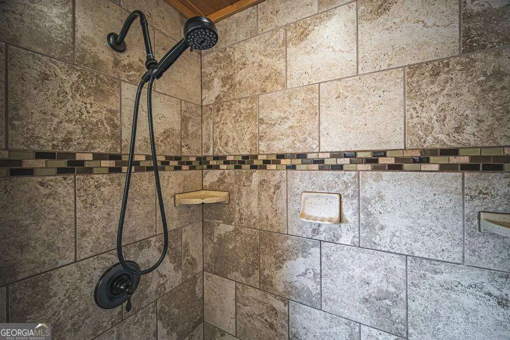 72 Gibbs TRL Mineral Bluff, GA 30559