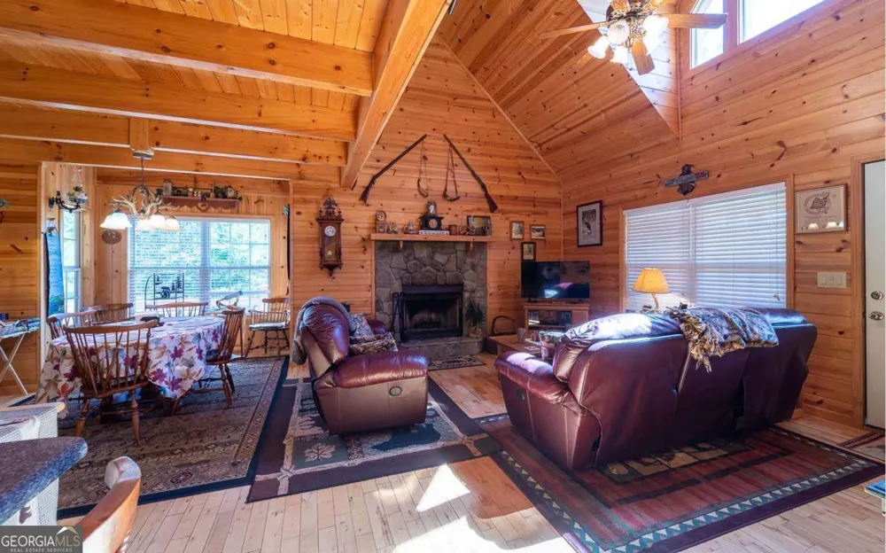139 Gladys LN Young Harris, GA 30582