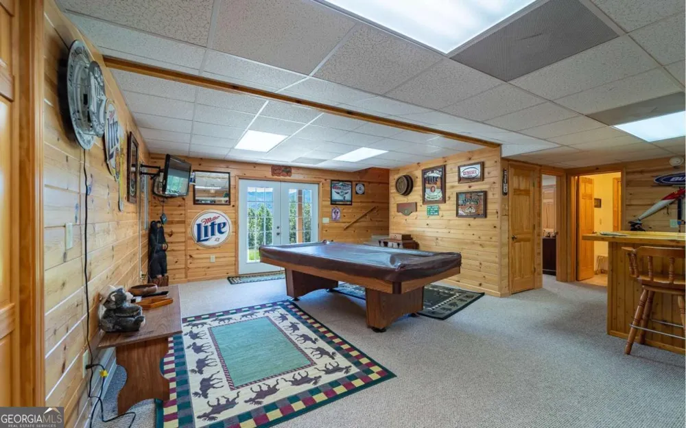 139 Gladys LN Young Harris, GA 30582
