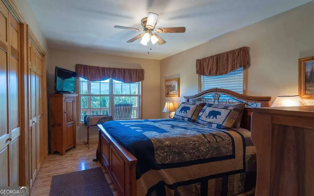 139 Gladys LN Young Harris, GA 30582