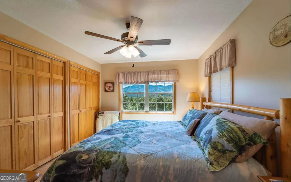 139 Gladys LN Young Harris, GA 30582