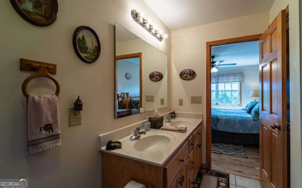 139 Gladys LN Young Harris, GA 30582