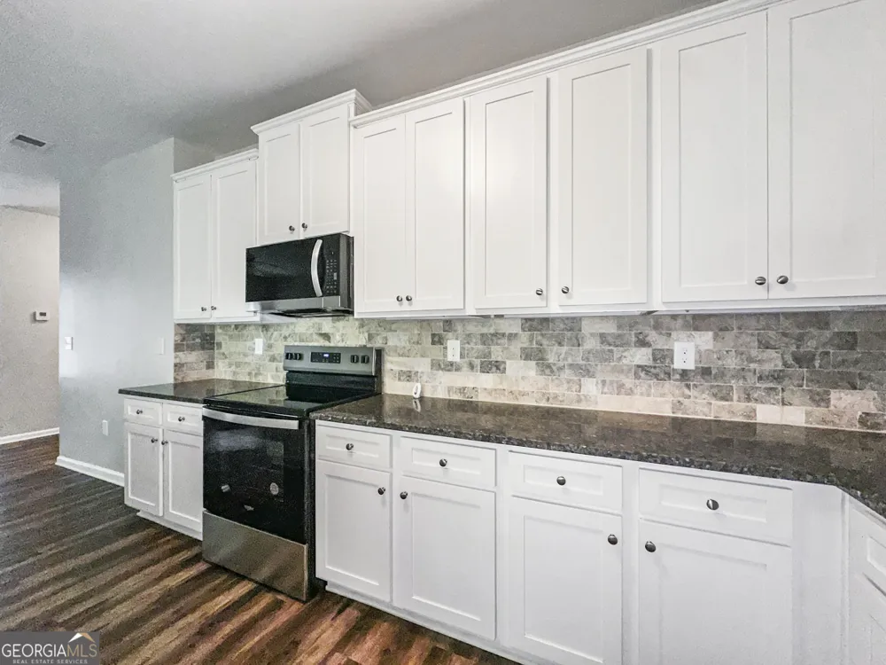 212 Daisy CIR McDonough, GA 30252