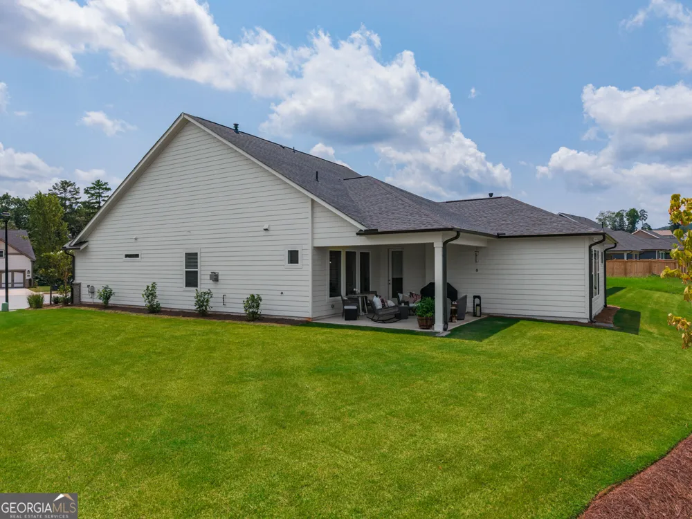 1045 Pine Bark LN Canton, GA 30114