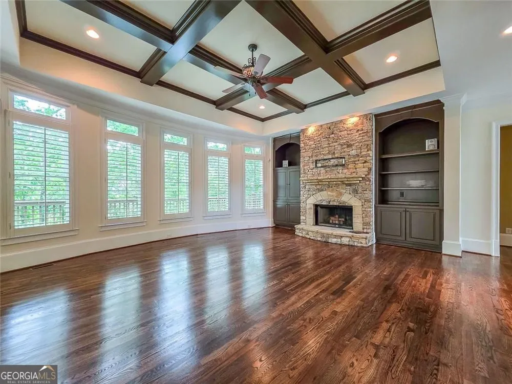 7725 NW Marsh CT NW Sandy Springs, GA 30328