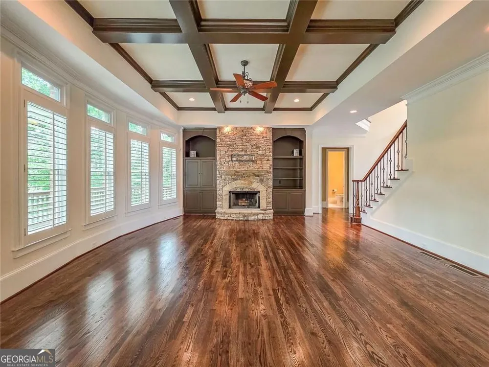 7725 NW Marsh CT NW Sandy Springs, GA 30328
