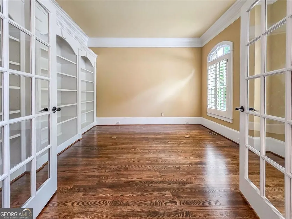 7725 NW Marsh CT NW Sandy Springs, GA 30328
