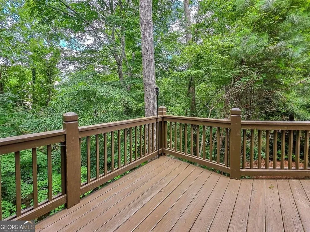 7725 NW Marsh CT NW Sandy Springs, GA 30328