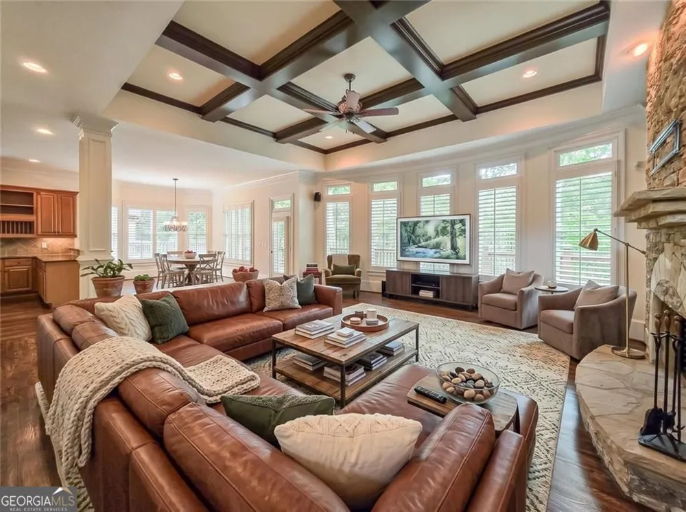 7725 NW Marsh CT NW Sandy Springs, GA 30328