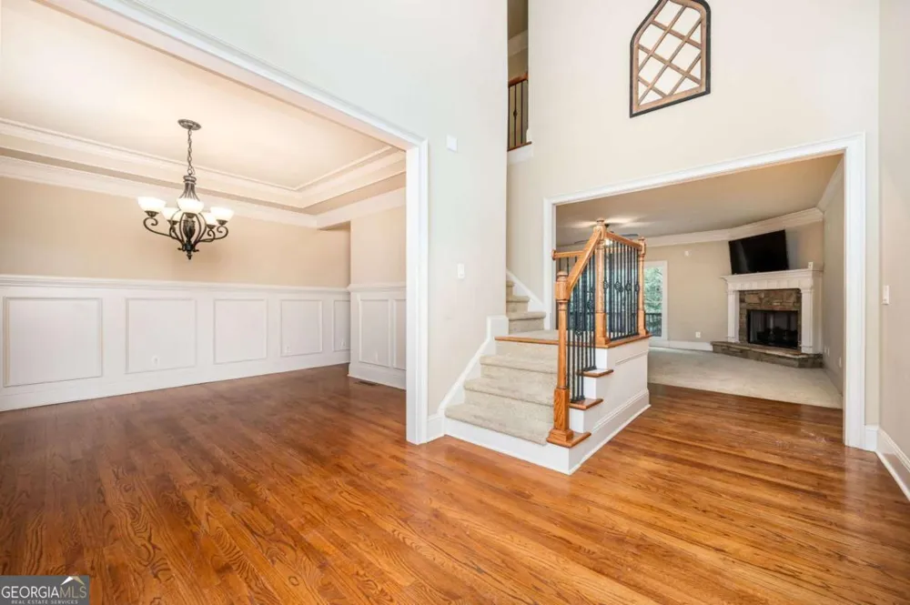1526 Rocky River DR Lawrenceville, GA 30045