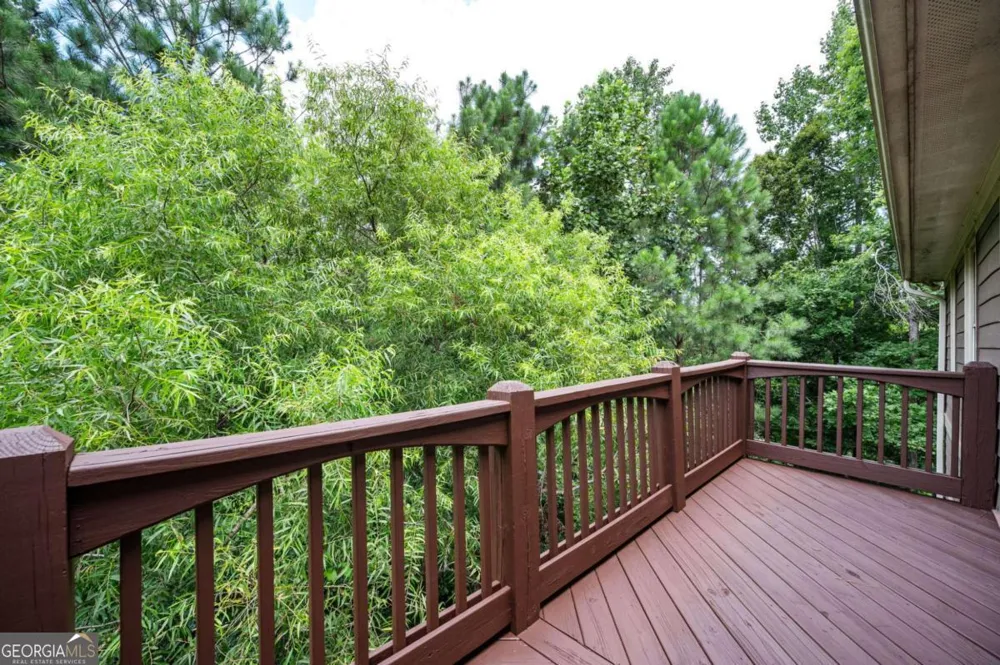 1526 Rocky River DR Lawrenceville, GA 30045