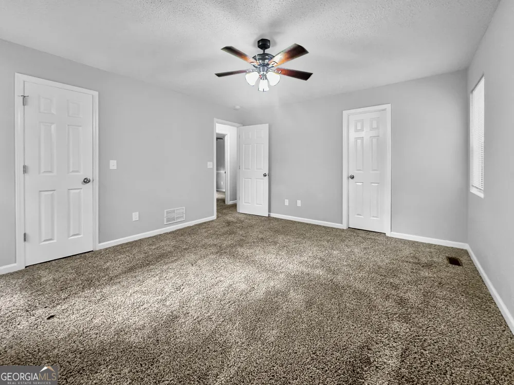 555 Browning CIR Acworth, GA 30101