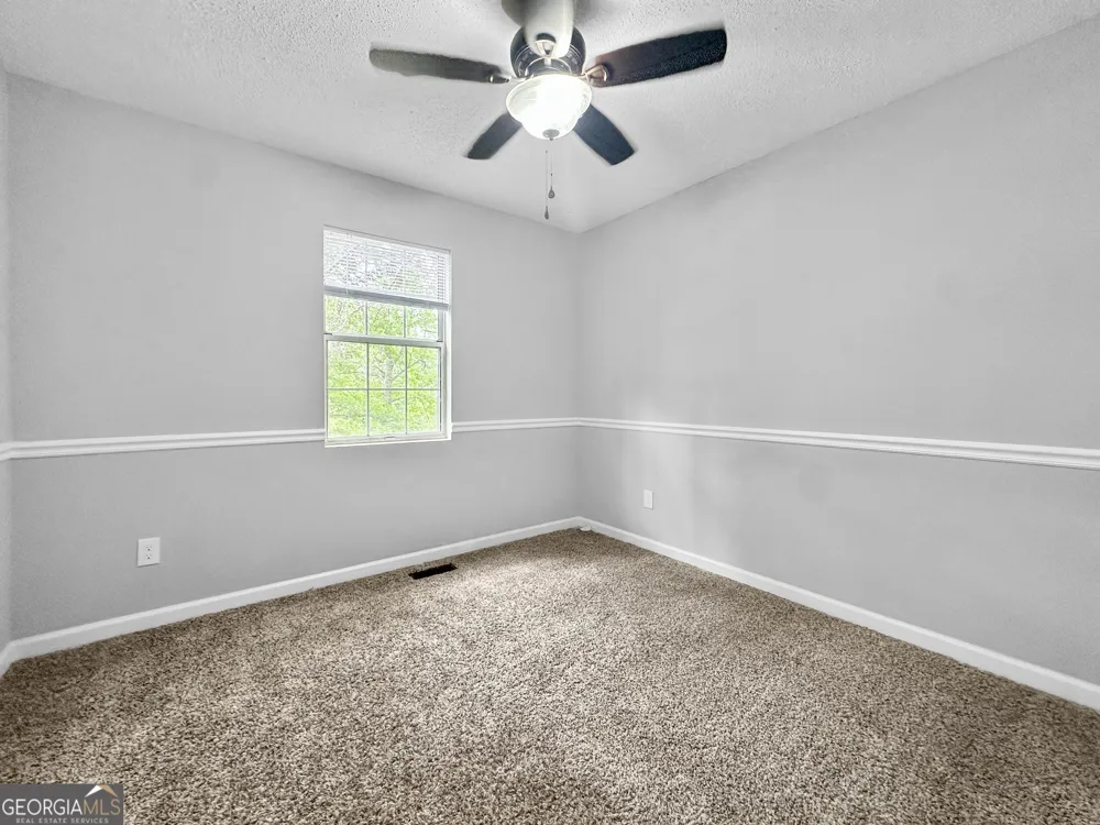 555 Browning CIR Acworth, GA 30101
