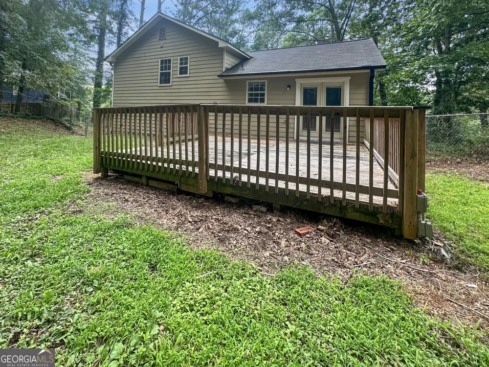 555 Browning CIR Acworth, GA 30101