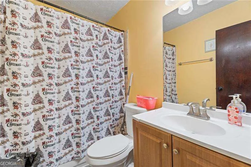 1140 Pineglen DR Riverdale, GA 30296