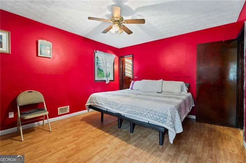 1140 Pineglen DR Riverdale, GA 30296