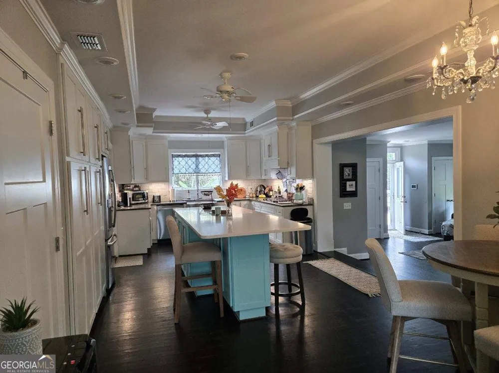 511 W Smith ST Claxton, GA 30417