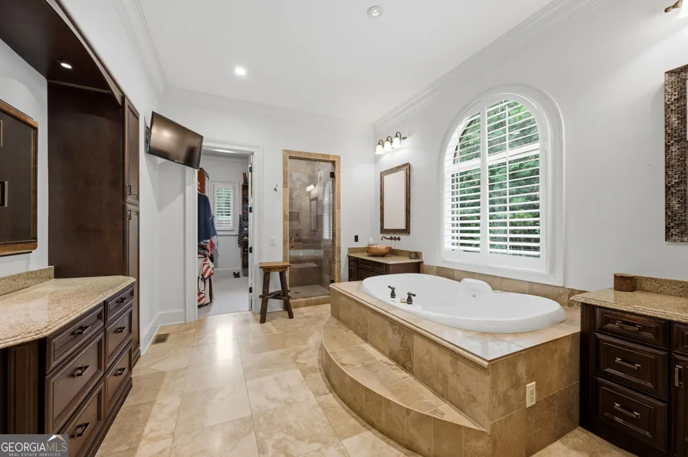 110 Fairway RUN Forsyth, GA 31029