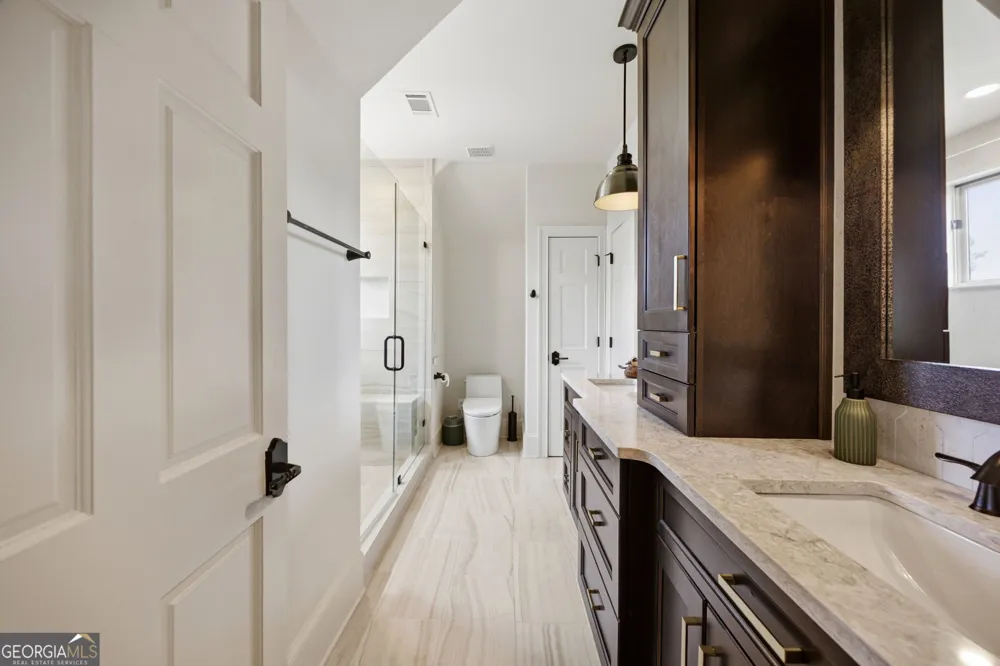 110 Fairway RUN Forsyth, GA 31029