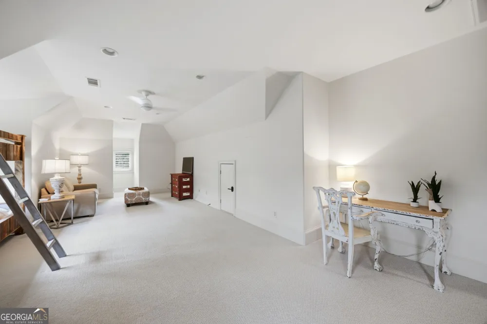 110 Fairway RUN Forsyth, GA 31029