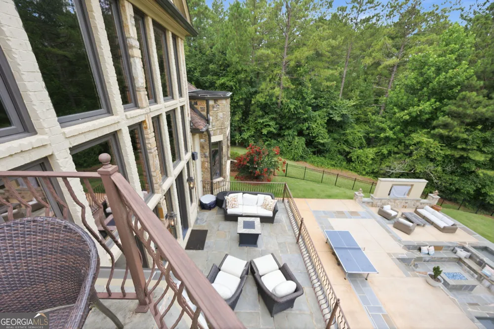 110 Fairway RUN Forsyth, GA 31029