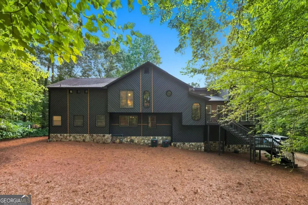 4361 Bishop Lake RD Marietta, GA 30062