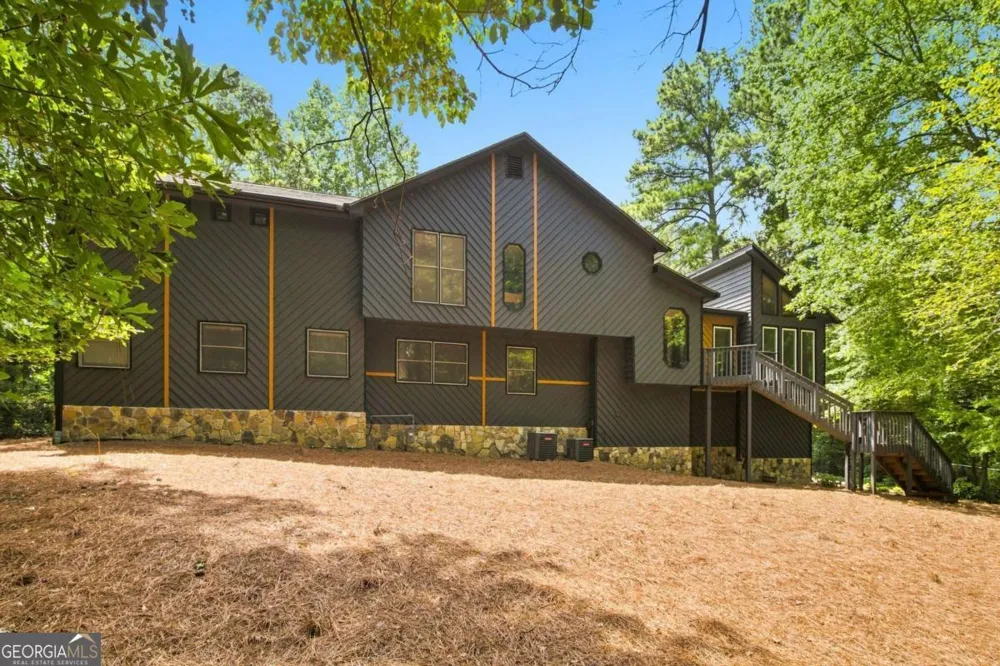 4361 Bishop Lake RD Marietta, GA 30062
