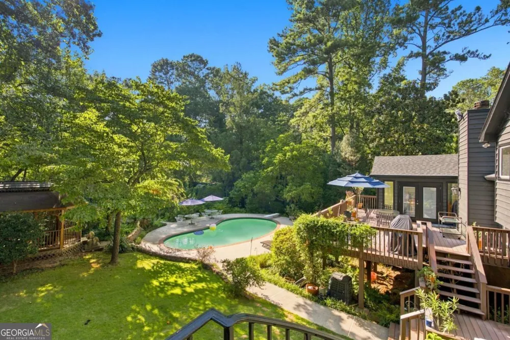4361 Bishop Lake RD Marietta, GA 30062