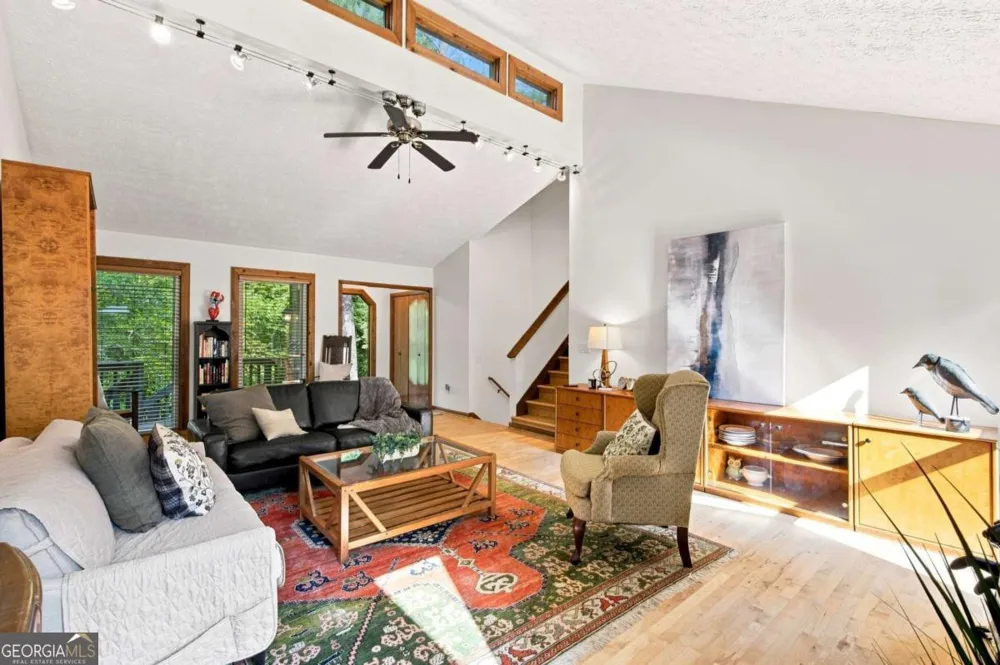 4361 Bishop Lake RD Marietta, GA 30062