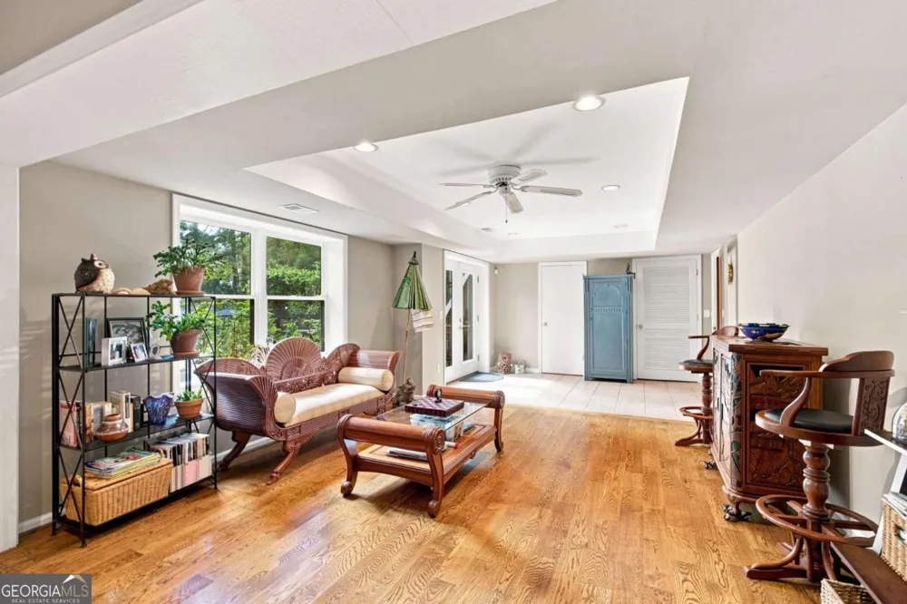 4361 Bishop Lake RD Marietta, GA 30062