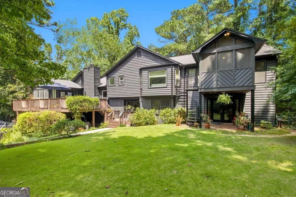 4361 Bishop Lake RD Marietta, GA 30062