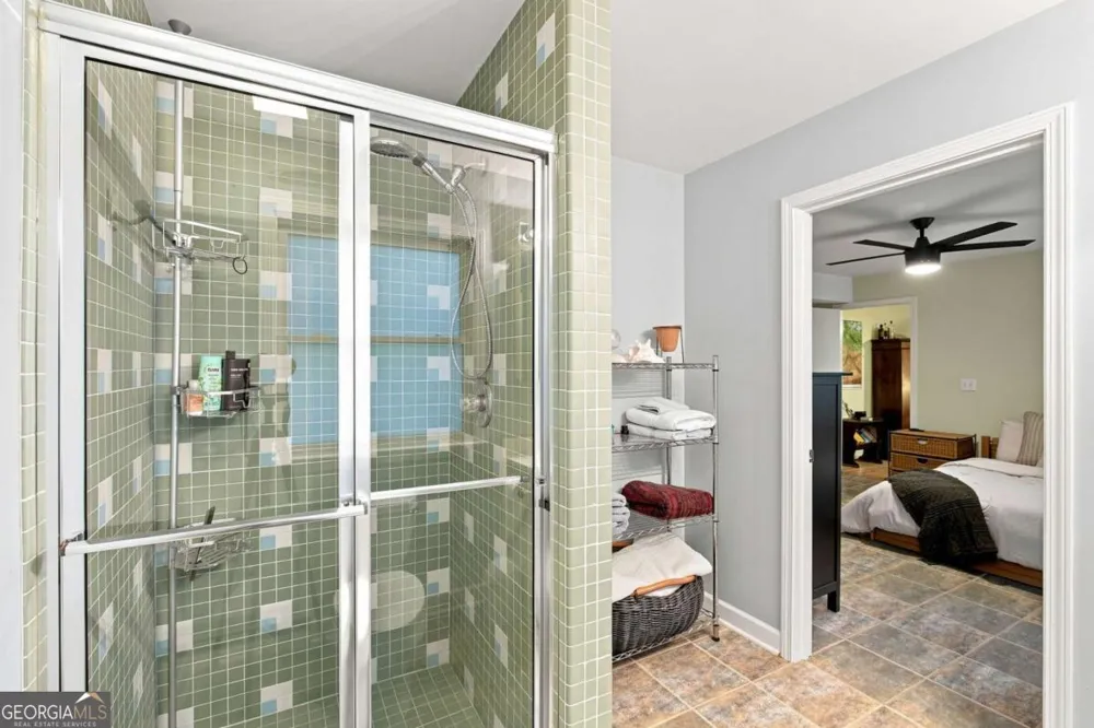 4361 Bishop Lake RD Marietta, GA 30062