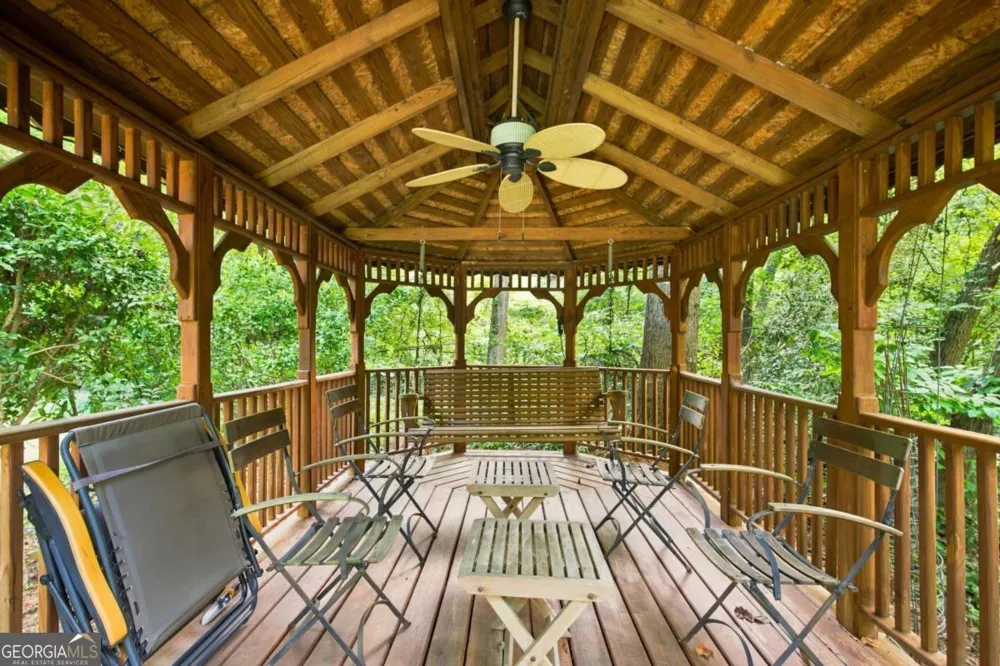 4361 Bishop Lake RD Marietta, GA 30062
