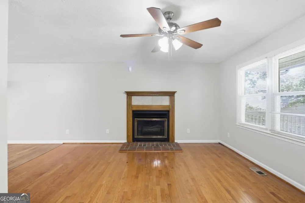 2333 Donnie Lee DR Gainesville, GA 30506