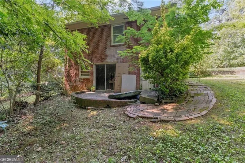 39 Harmony Grove RD Lilburn, GA 30047