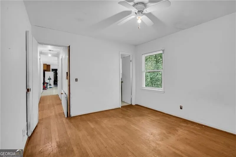 39 Harmony Grove RD Lilburn, GA 30047