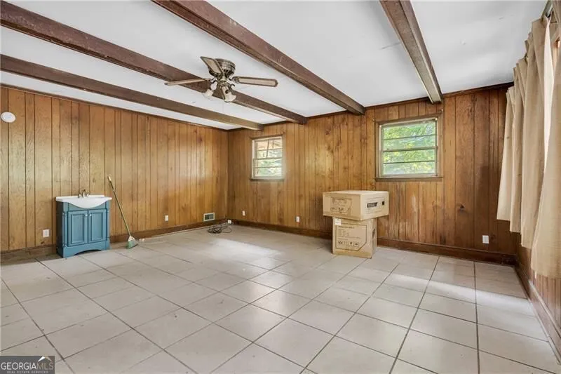 39 Harmony Grove RD Lilburn, GA 30047