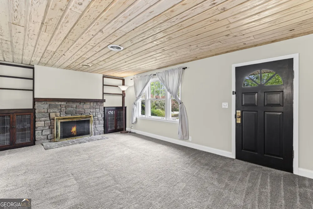 110 Handy RD Newnan, GA 30263