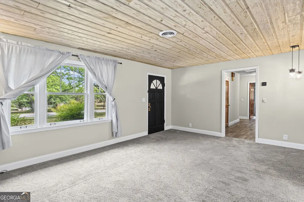 110 Handy RD Newnan, GA 30263