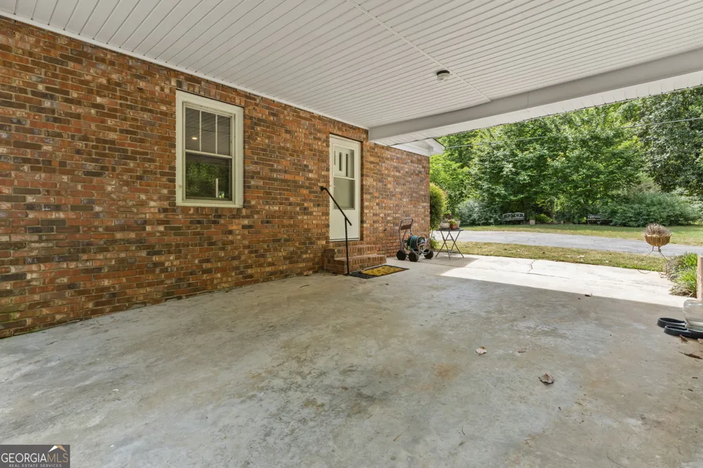 110 Handy RD Newnan, GA 30263