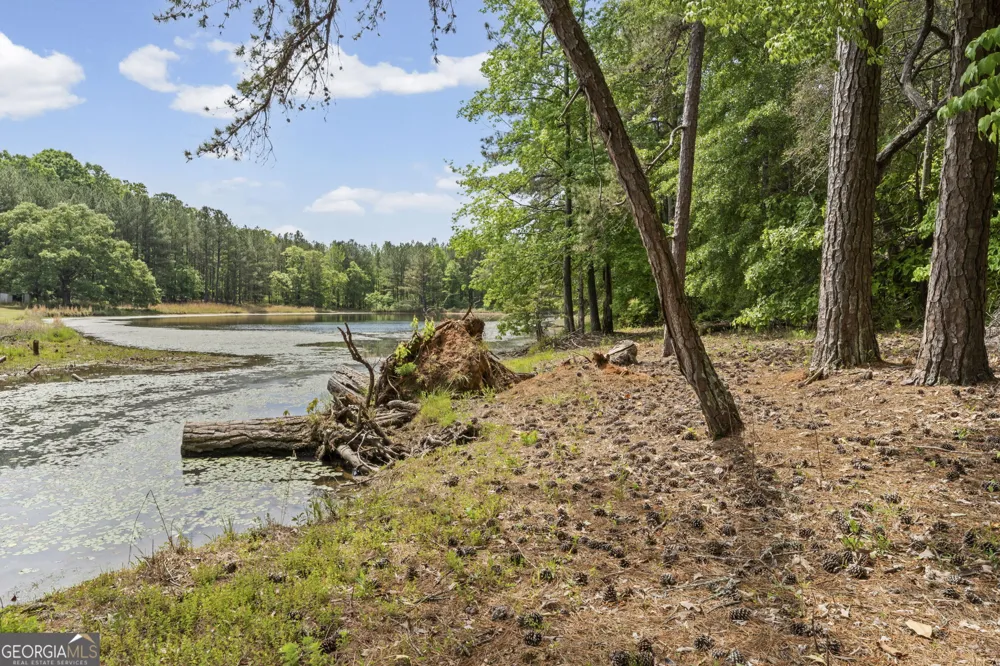 110 Handy RD Newnan, GA 30263