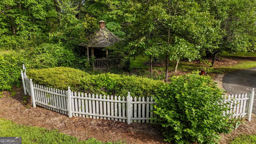110 Handy RD Newnan, GA 30263