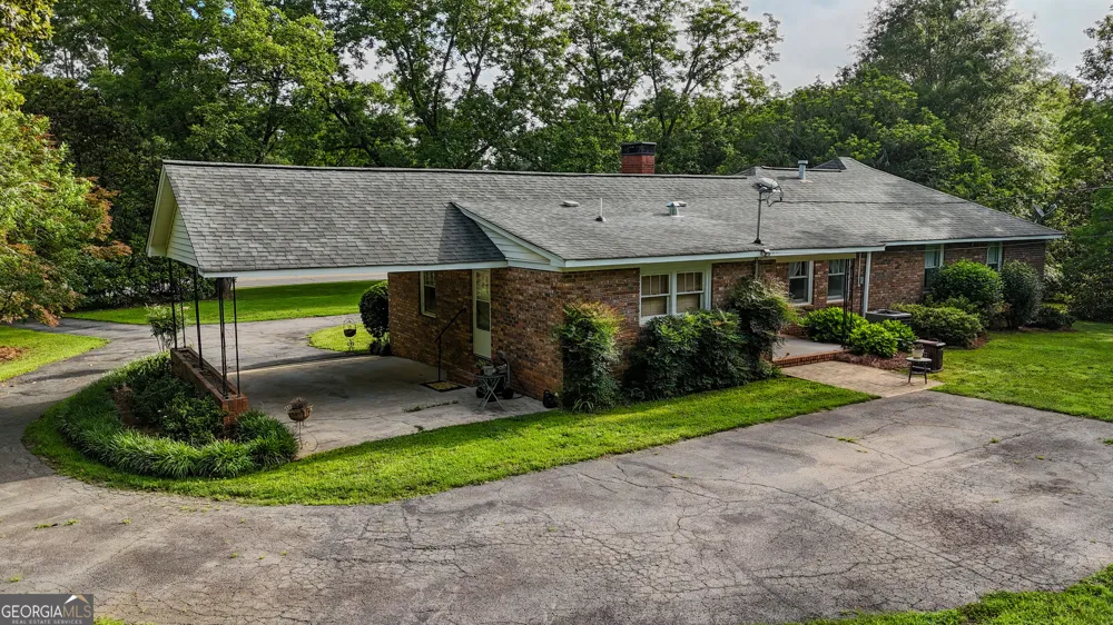 110 Handy RD Newnan, GA 30263