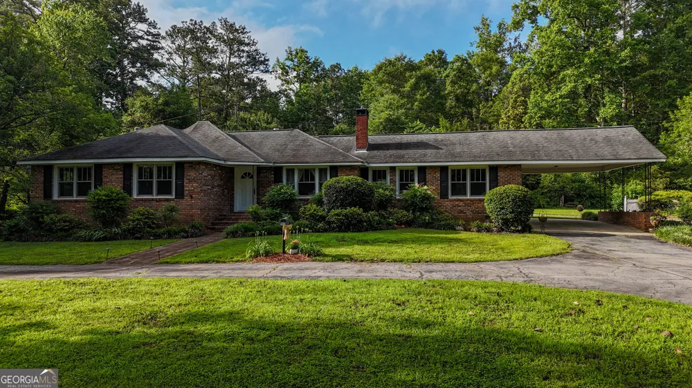 110 Handy RD Newnan, GA 30263
