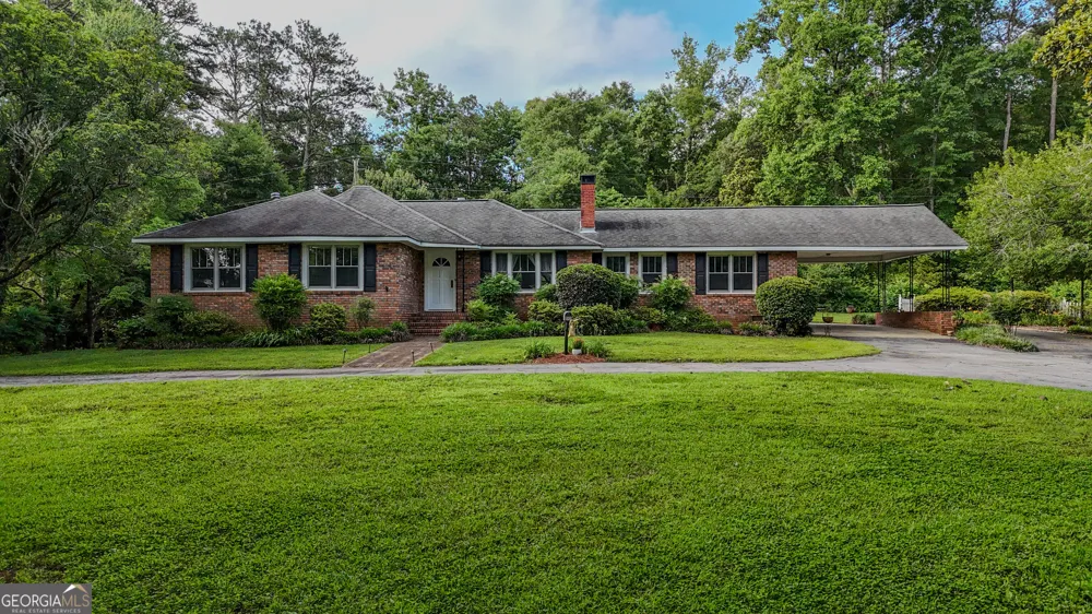 110 Handy RD Newnan, GA 30263