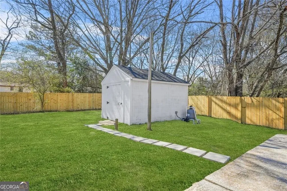 897 Marie LN SW Conyers, GA 30094