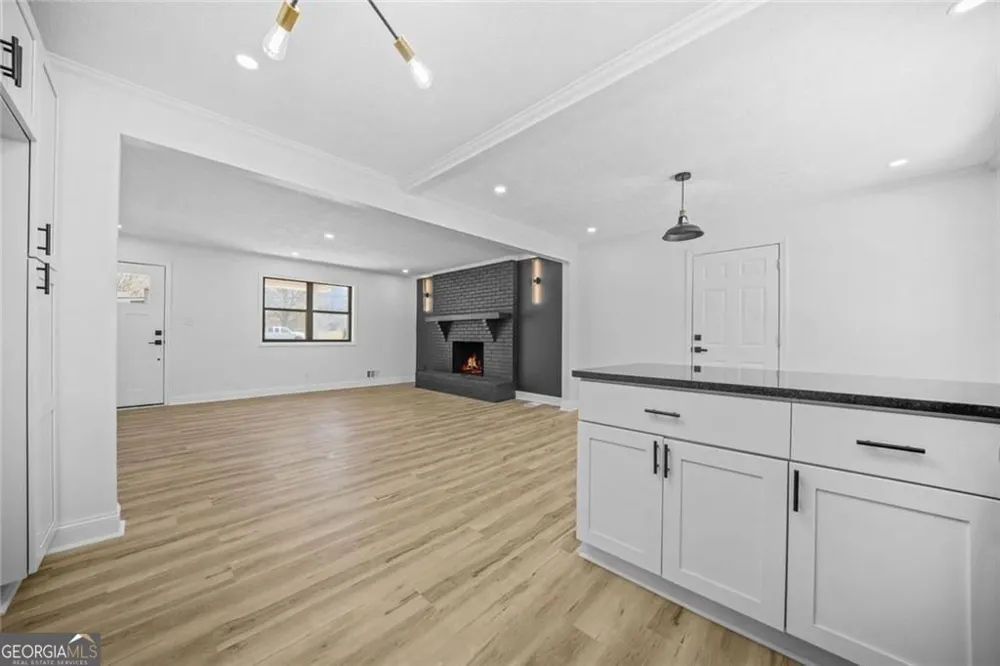 897 Marie LN SW Conyers, GA 30094